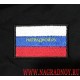 Футболка черного цвета с вышитым на рукаве флагом России