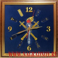 Настенные часы с вышитой эмблемой Следственных органов МВД России