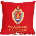 Подушка с вышитой эмблемой Московского уголовного розыска
